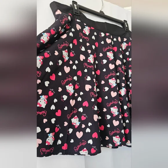 Hello Kitty x Unique Vintage‎ Call Me Love Flair Skirt Size 1x - Picture 3 of 8